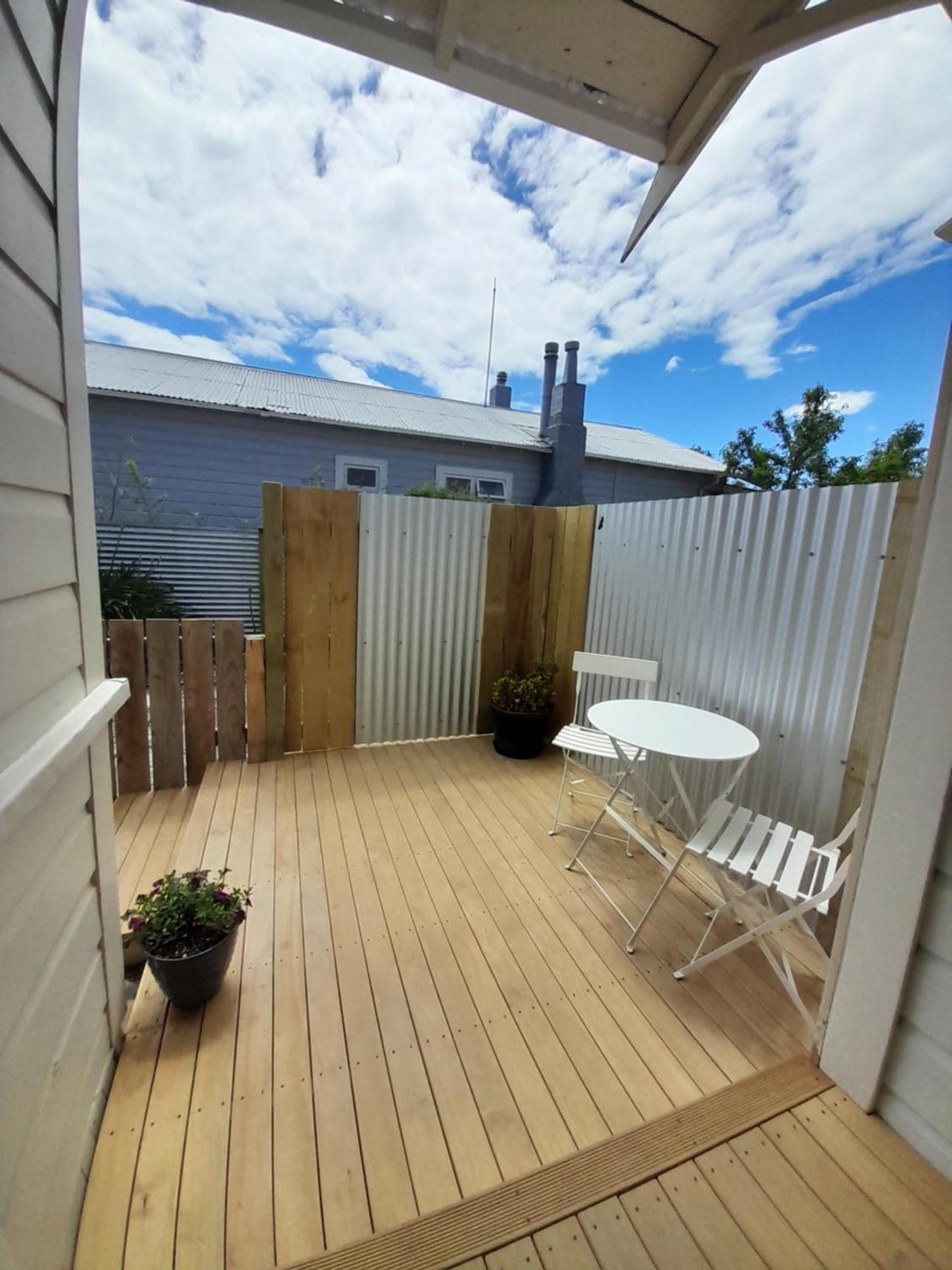 Character 1-Bedroom Unit Masterton Eksteriør billede
