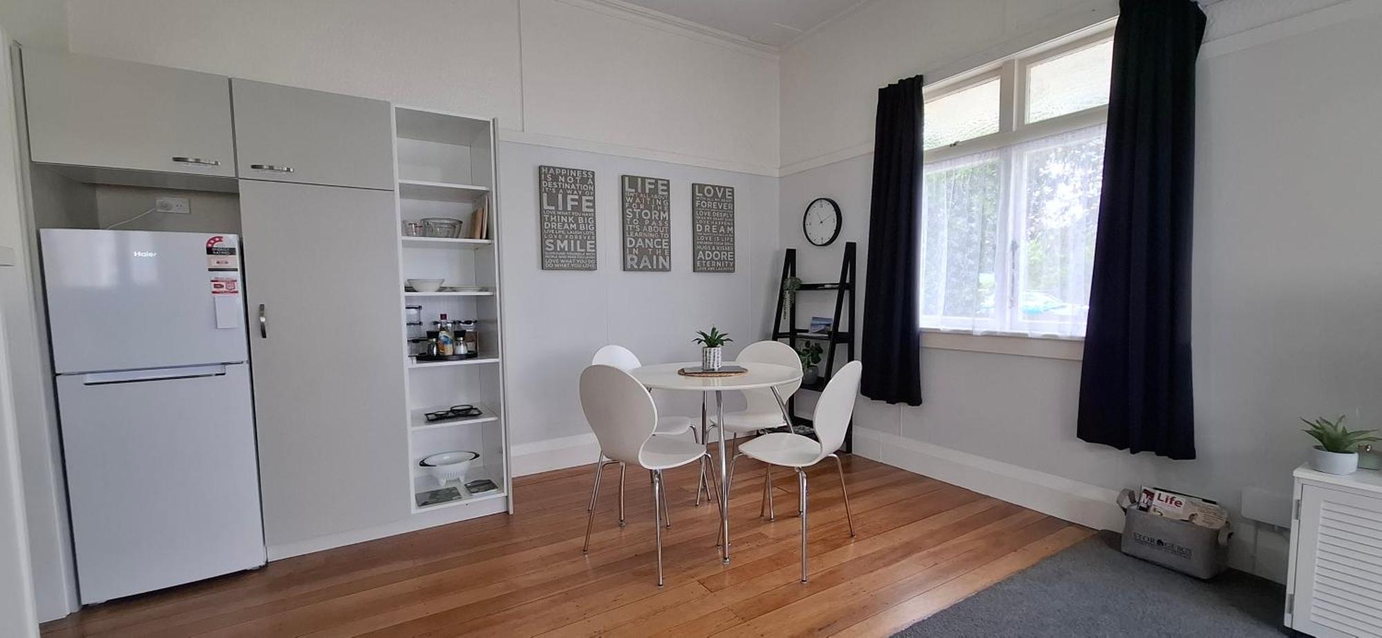 Character 1-Bedroom Unit Masterton Eksteriør billede